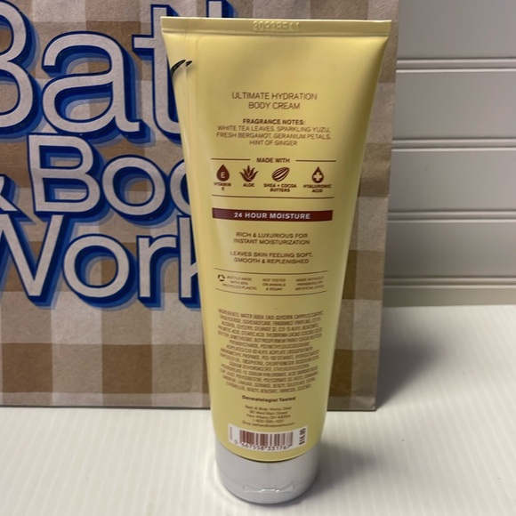 Bath & Body Works White Tea & Ginger Body Cream- 8 oz Bottle - Picture 6 of 11
